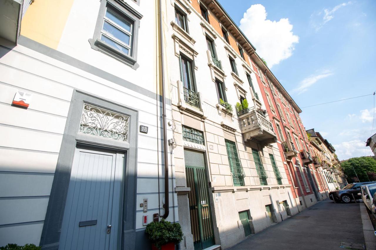 Apartment - Sacchini 16 Milan Luaran gambar